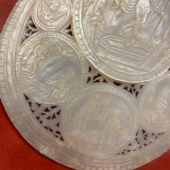 RARE | Hand Carved Mother of Pearl | Bethlehem Shell Circa 1900 | Life of Jesus - Picture 3 of 5